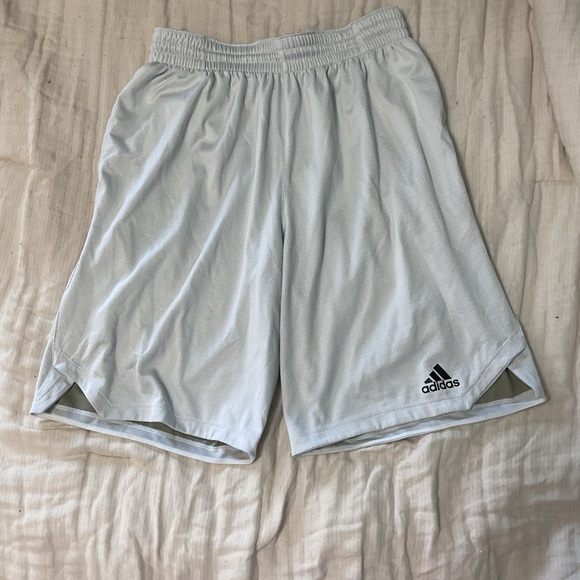 Adidas Men's White Sports Shorts - Picture 1 of 3